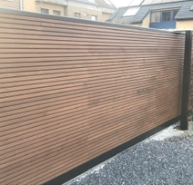 Schuifpoortkader met hout bekleed